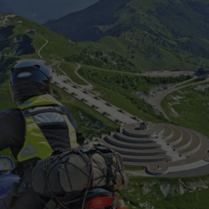 foto mototurismo del grappa